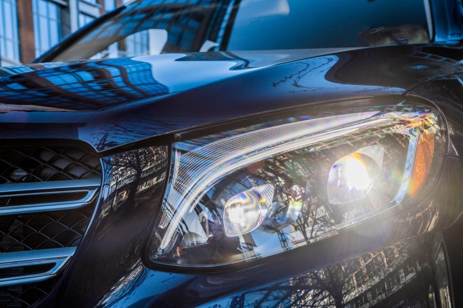 Детали экстерьера Mercedes-Benz GLC350 e 4Matic (X253) 2018 года  (NA) (фото 3 из 29)